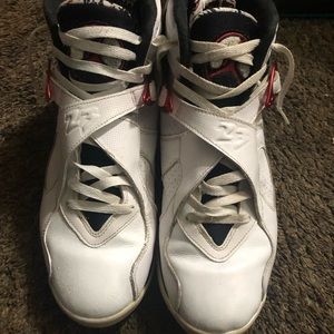 Air Jordan 8 Retro “Bugs Bunny”